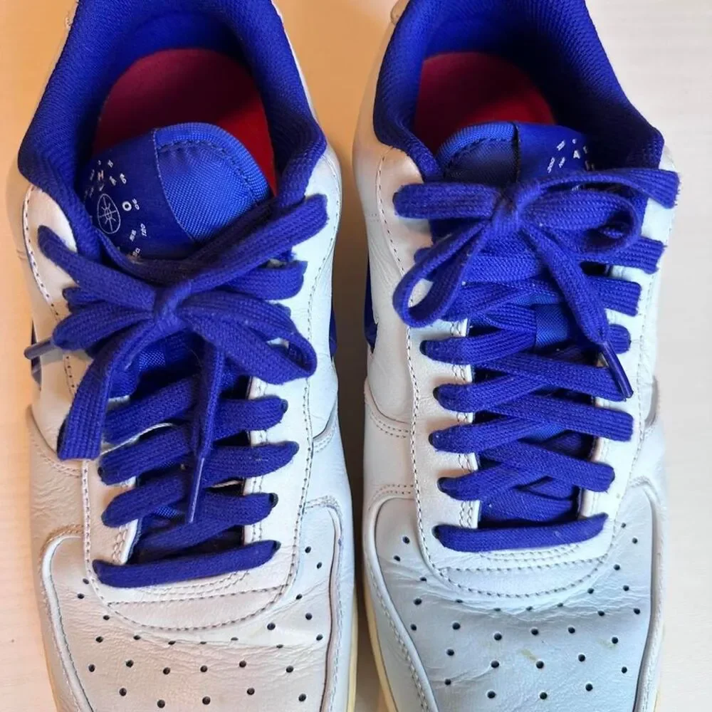Nike Men's Blue and White Trainers